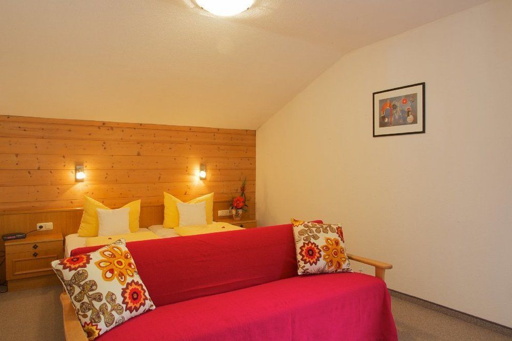 Haus Zangerl Inkl Sommer-Karte Premium Sankt Anton am Arlberg Exteriör bild