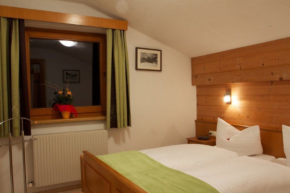 Haus Zangerl Inkl Sommer-Karte Premium Sankt Anton am Arlberg Exteriör bild
